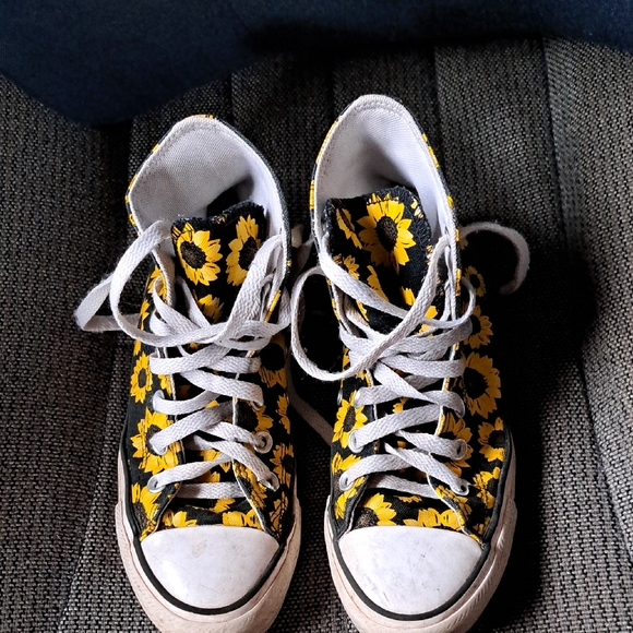 Converse Shoes - Converse